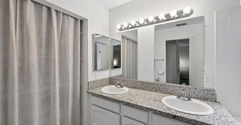 1221 Rudger Way, Sacramento, CA 95833 Photo