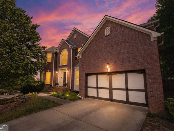 200 White Cloud Run, Canton, GA 30114