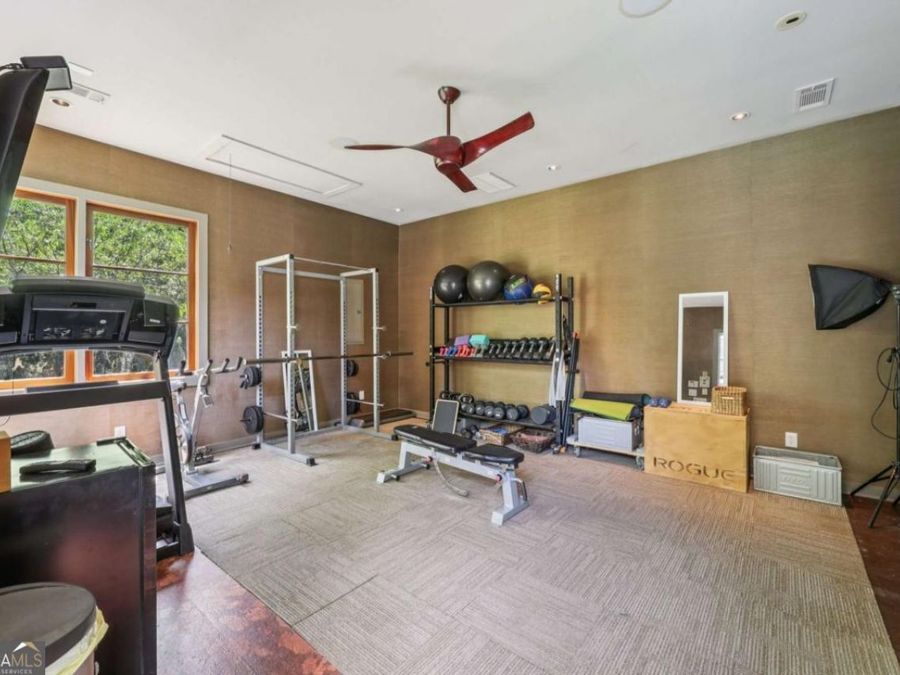 Property Image 38