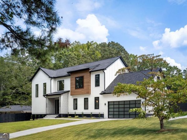 605 Hunnicutt Road SE, Mableton, GA 30126