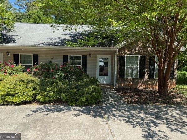 57 Crestwood Drive, Hartwell, GA 30643