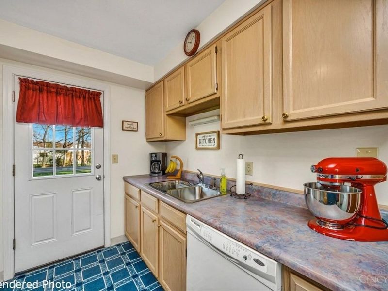 3252 Floridale Lane, Green Township, OH 45239 Photo 14