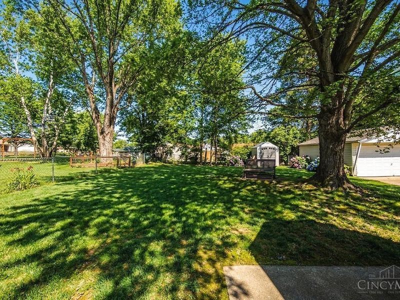 3252 Floridale Lane, Green Township, OH 45239 Photo 24