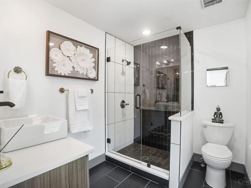 2986 Linwood Avenue, Cincinnati, OH 45208 Photo 26