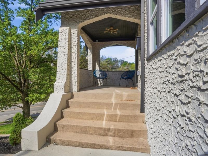 2986 Linwood Avenue, Cincinnati, OH 45208 Photo 4