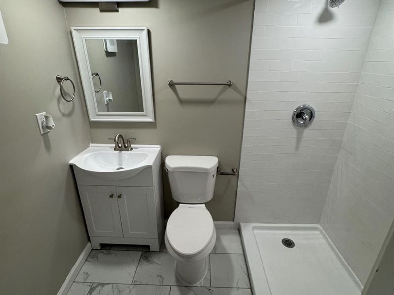 221 Chamberlin Drive, Hamilton, OH 45013 Photo 16