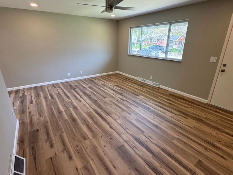 221 Chamberlin Drive, Hamilton, OH 45013 Photo 4