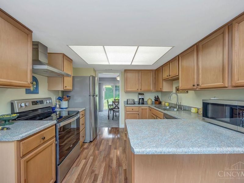 8308 Coppernail Way, West Chester, OH 45069 Photo 7