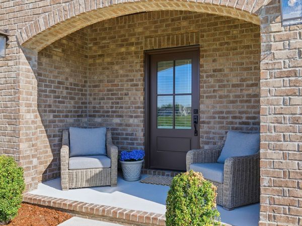 659 Swanston Ln, Gallatin, TN 37066