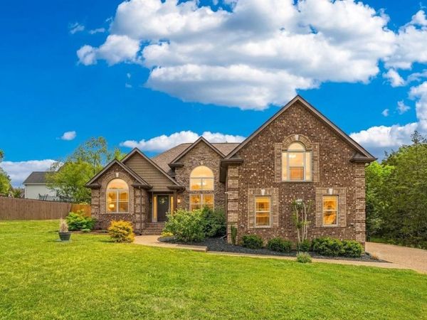 303 Cedar Hollow Ct, Lebanon, TN 37087