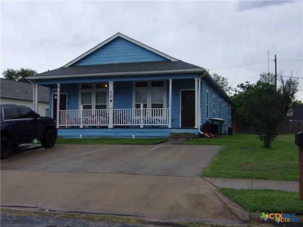 109 Palmwood Drive , Victoria, TX 77901