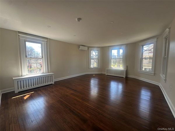 55 Sea Cliff Avenue , Sea Cliff, NY 11579