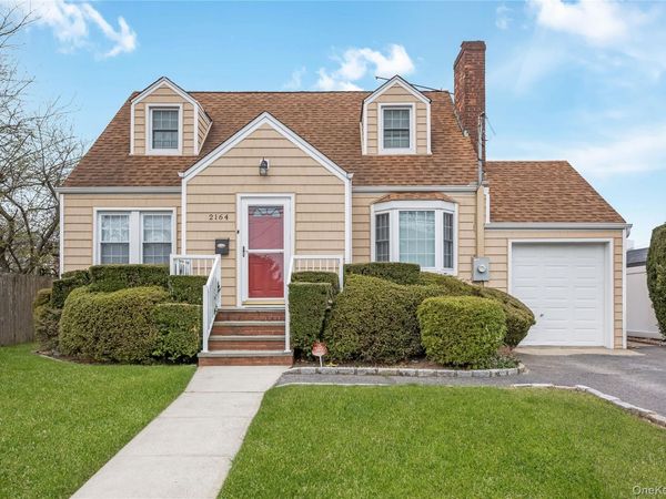 2164 Willow Street , Wantagh, NY 11793