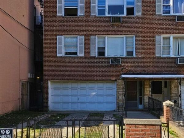 89-11 32nd Avenue, East Elmhurst, NY 11369