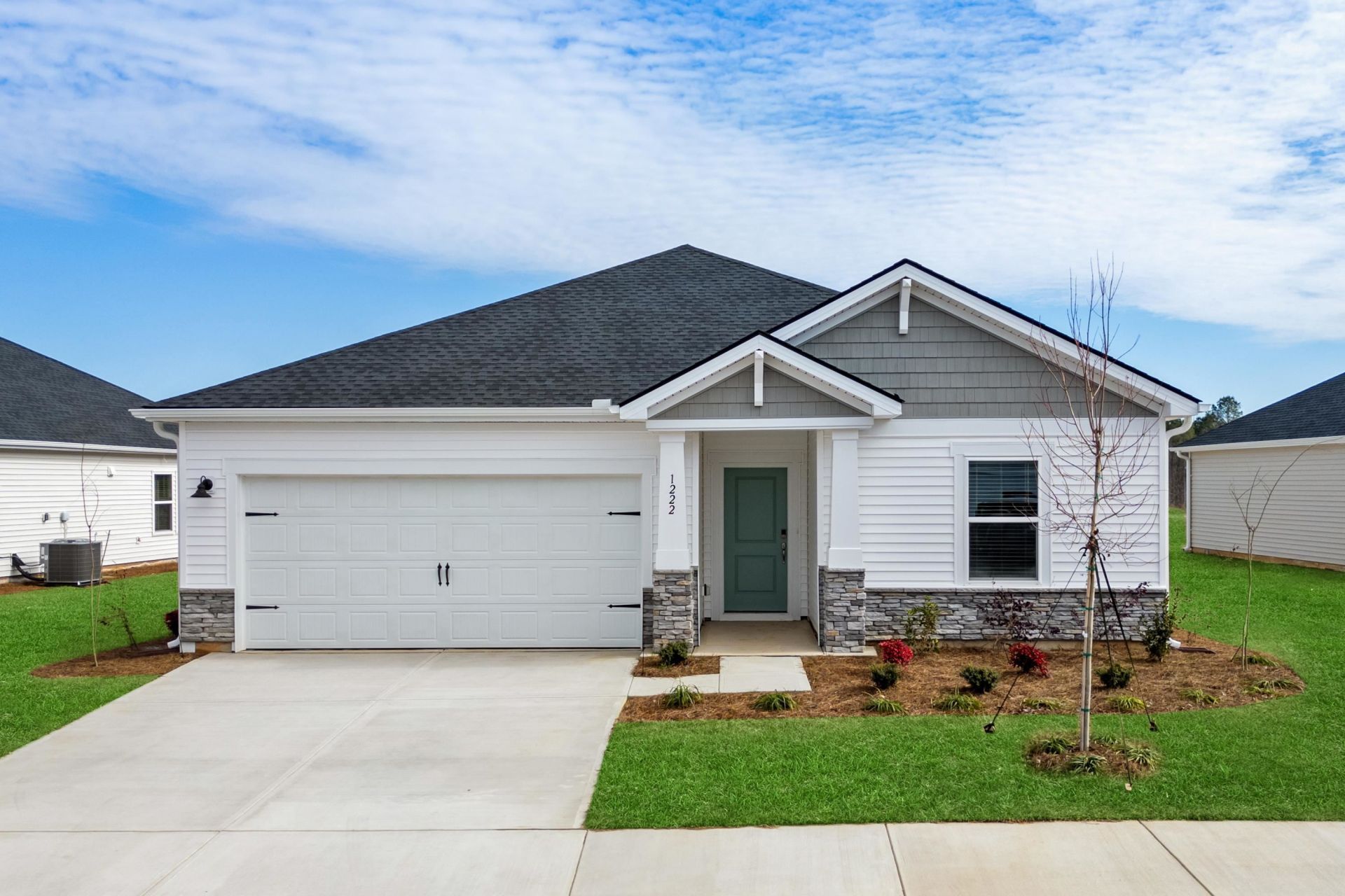 997 Lauryn Oak Loop Photo 1