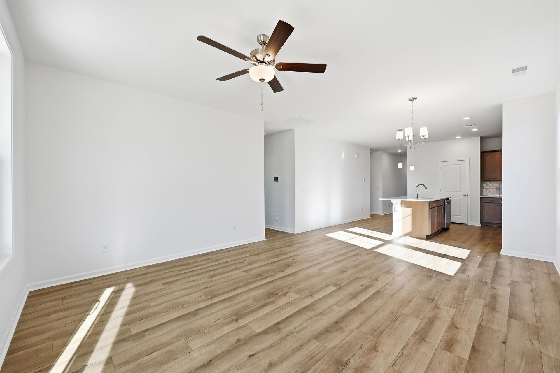 176 River Birch Dr. Photo 10