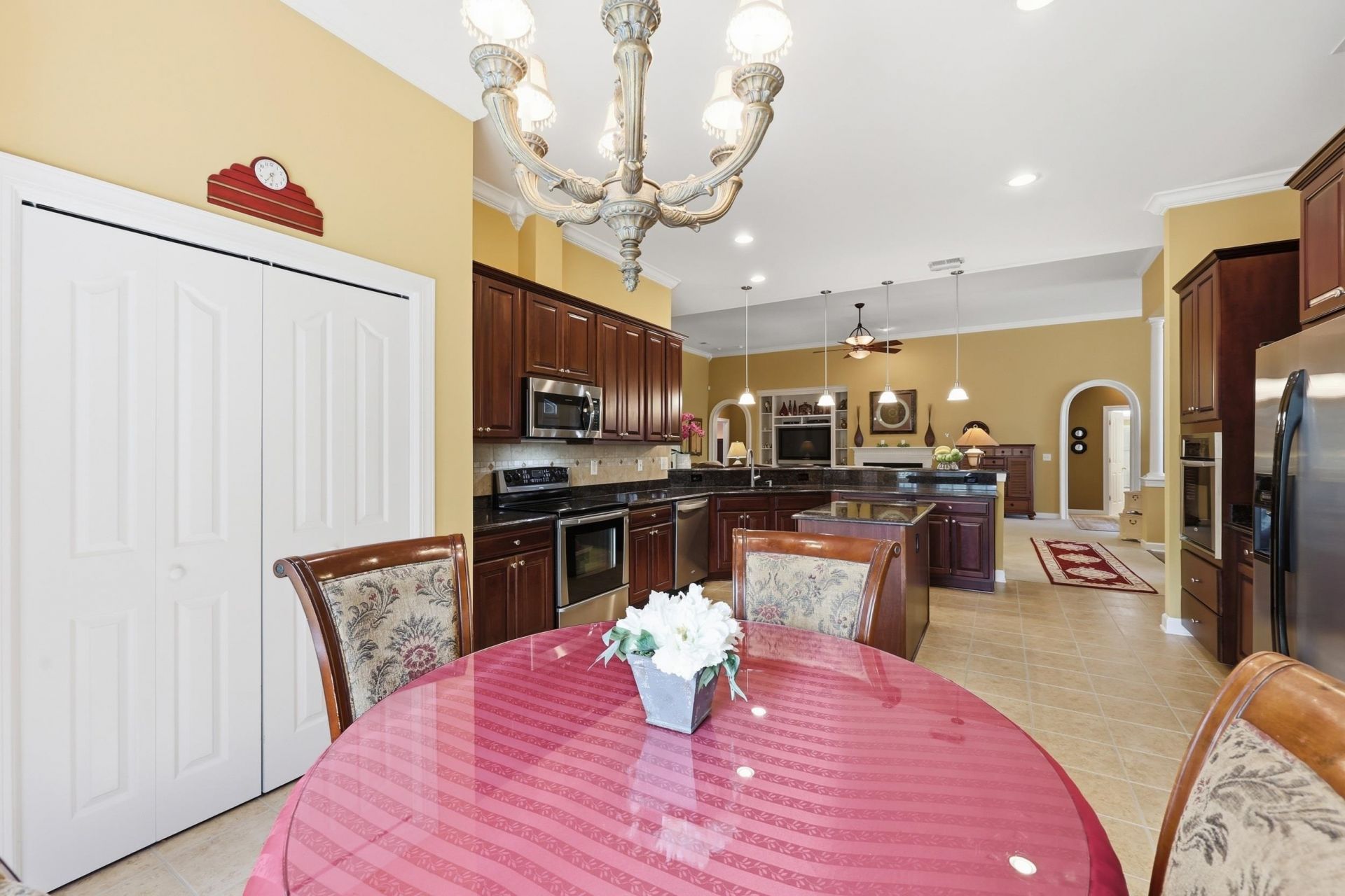 4608 Grovecrest Circle Photo 32