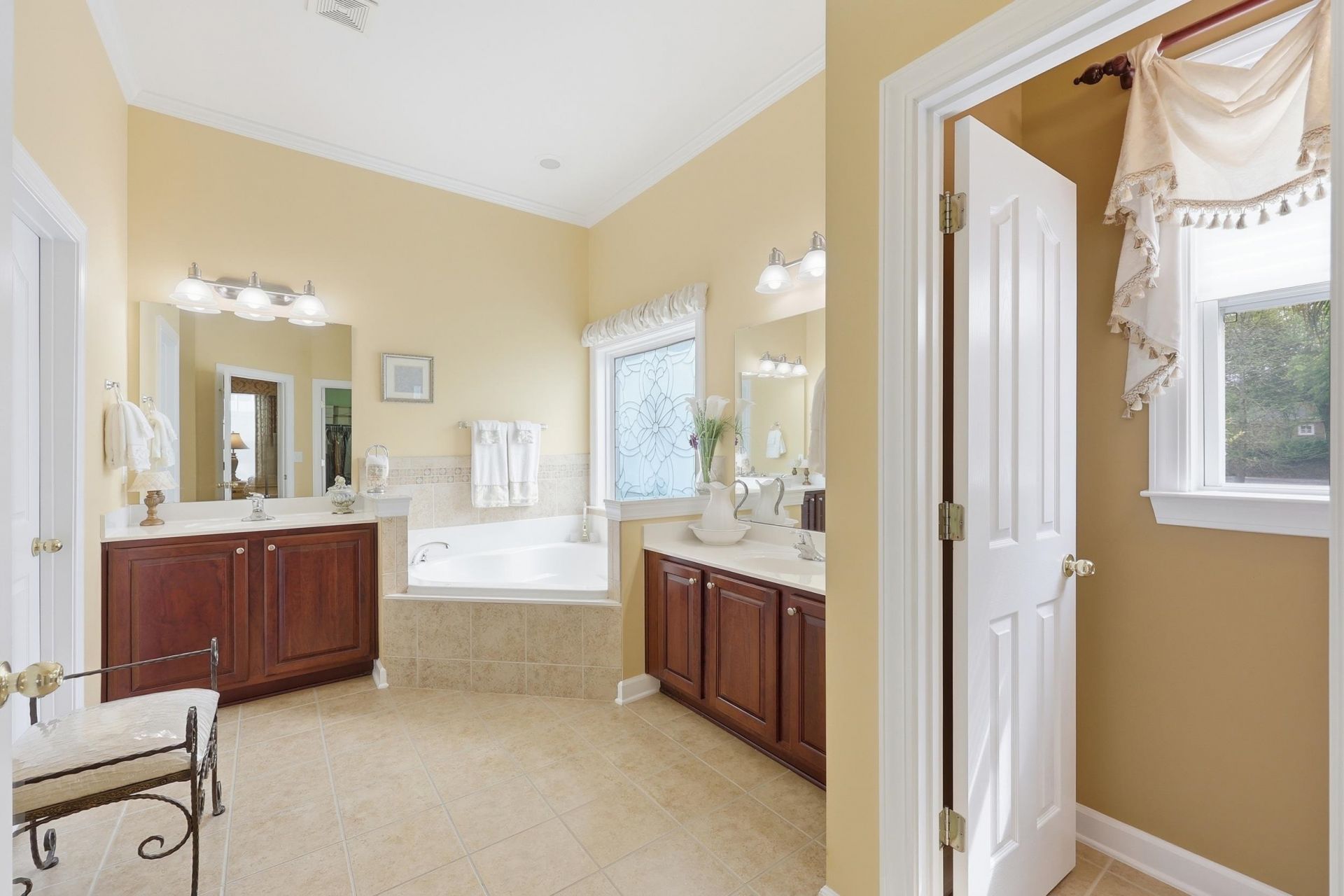 4608 Grovecrest Circle Photo 51