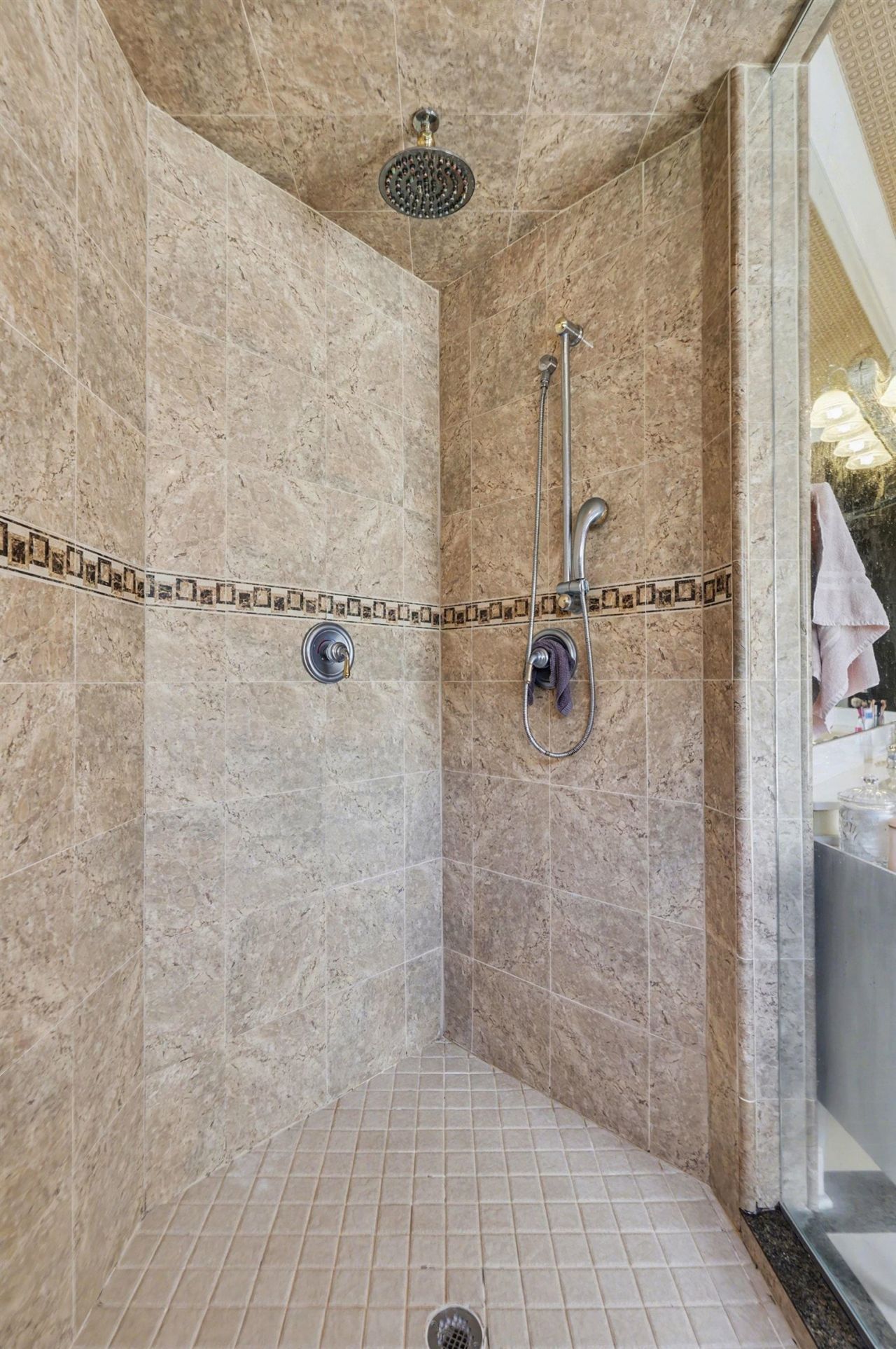 1416 Saint Thomas Circle Photo 23