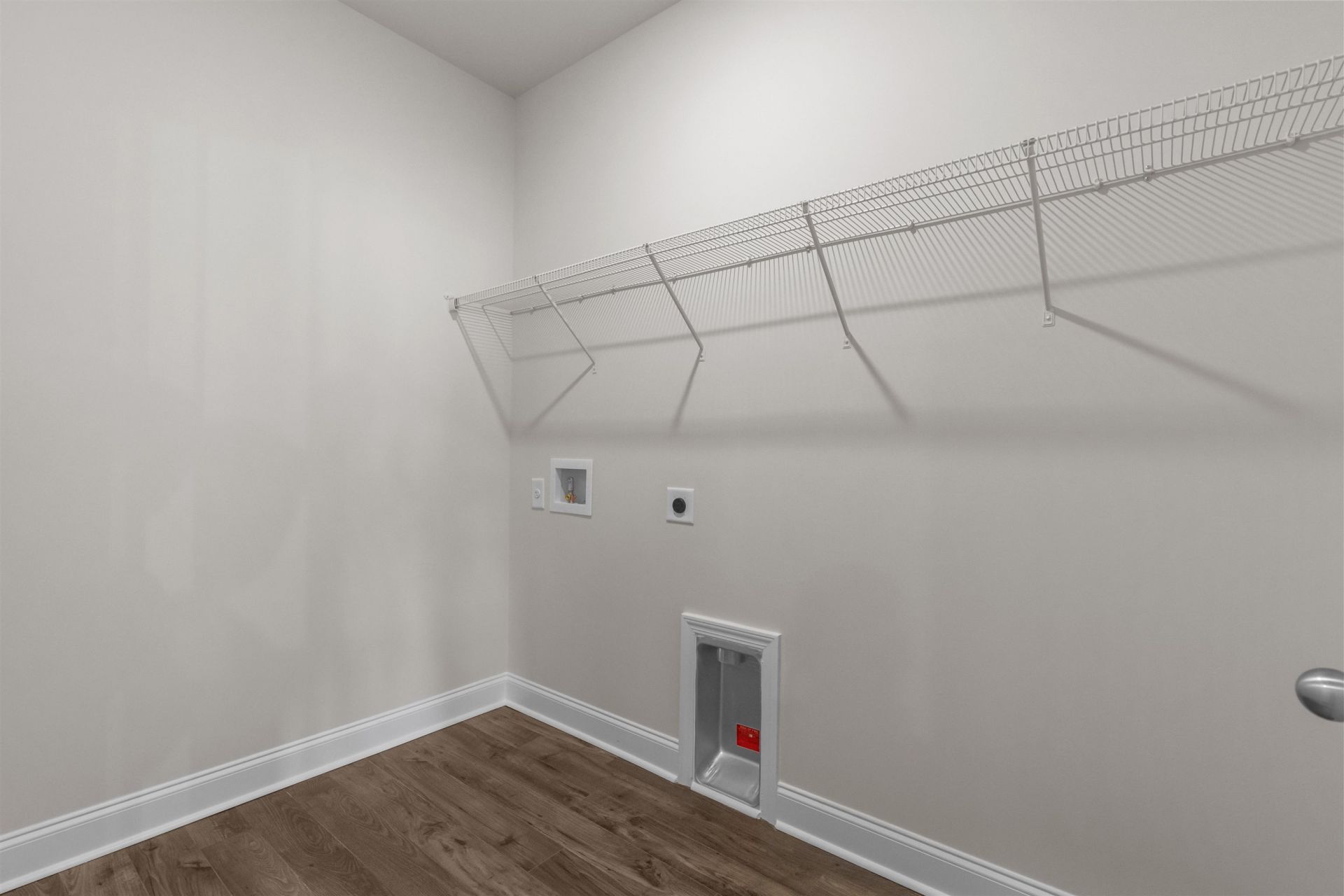 144 Furnies Place Photo 34