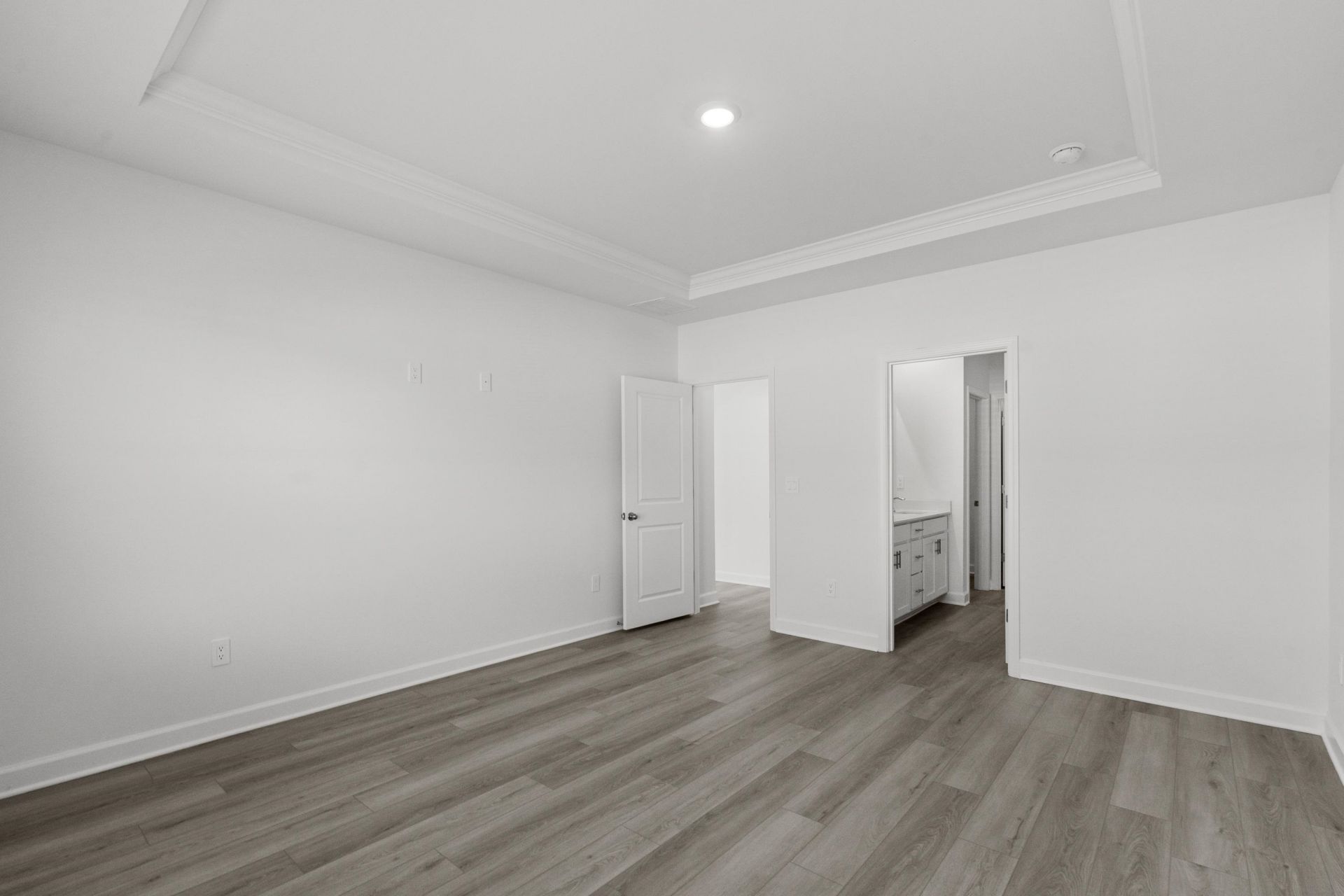 1001 Lauryn Oak Loop Photo 26