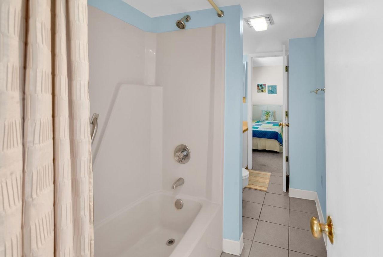 4619 South Ocean Blvd. Photo 15