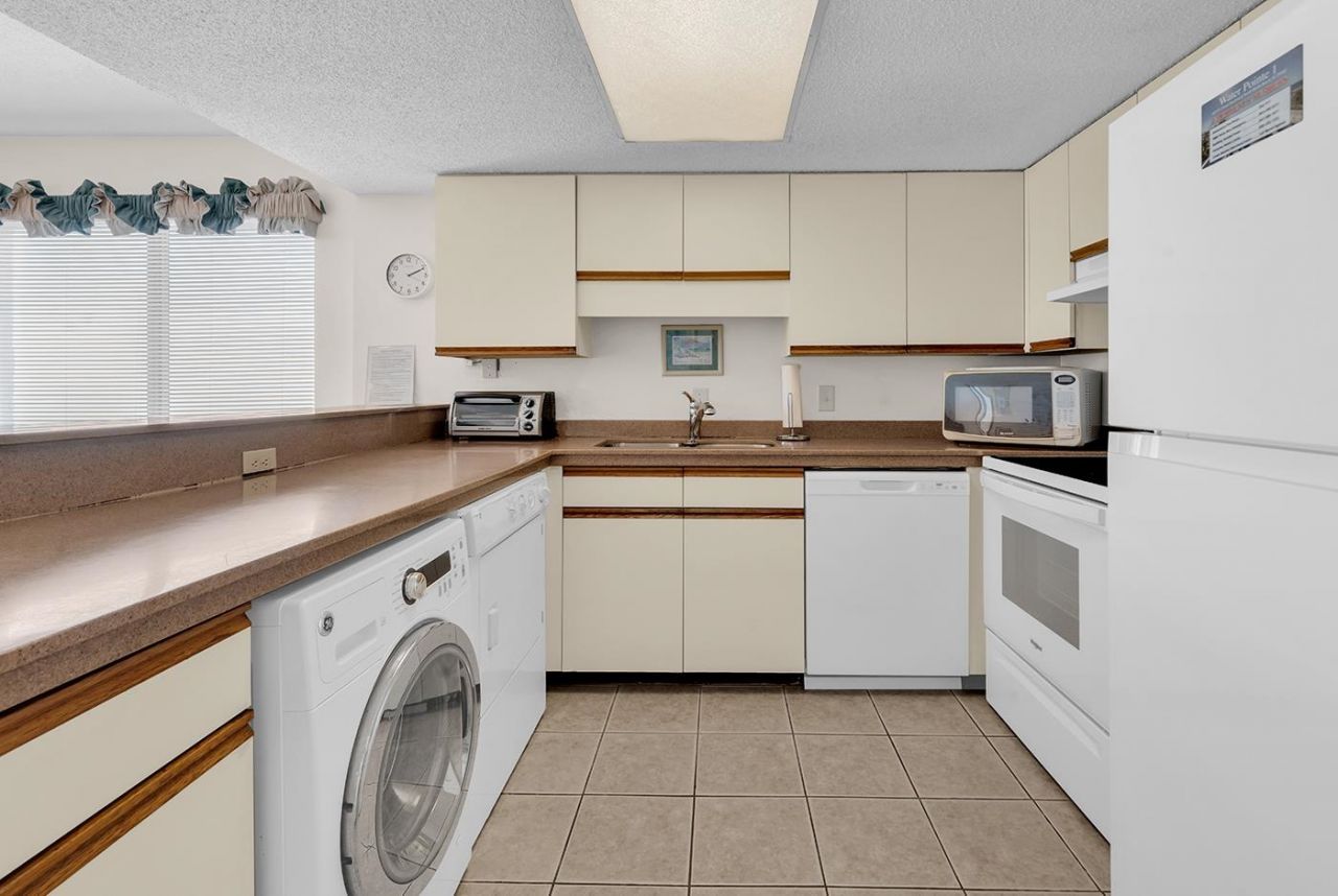 4619 South Ocean Blvd. Photo 25