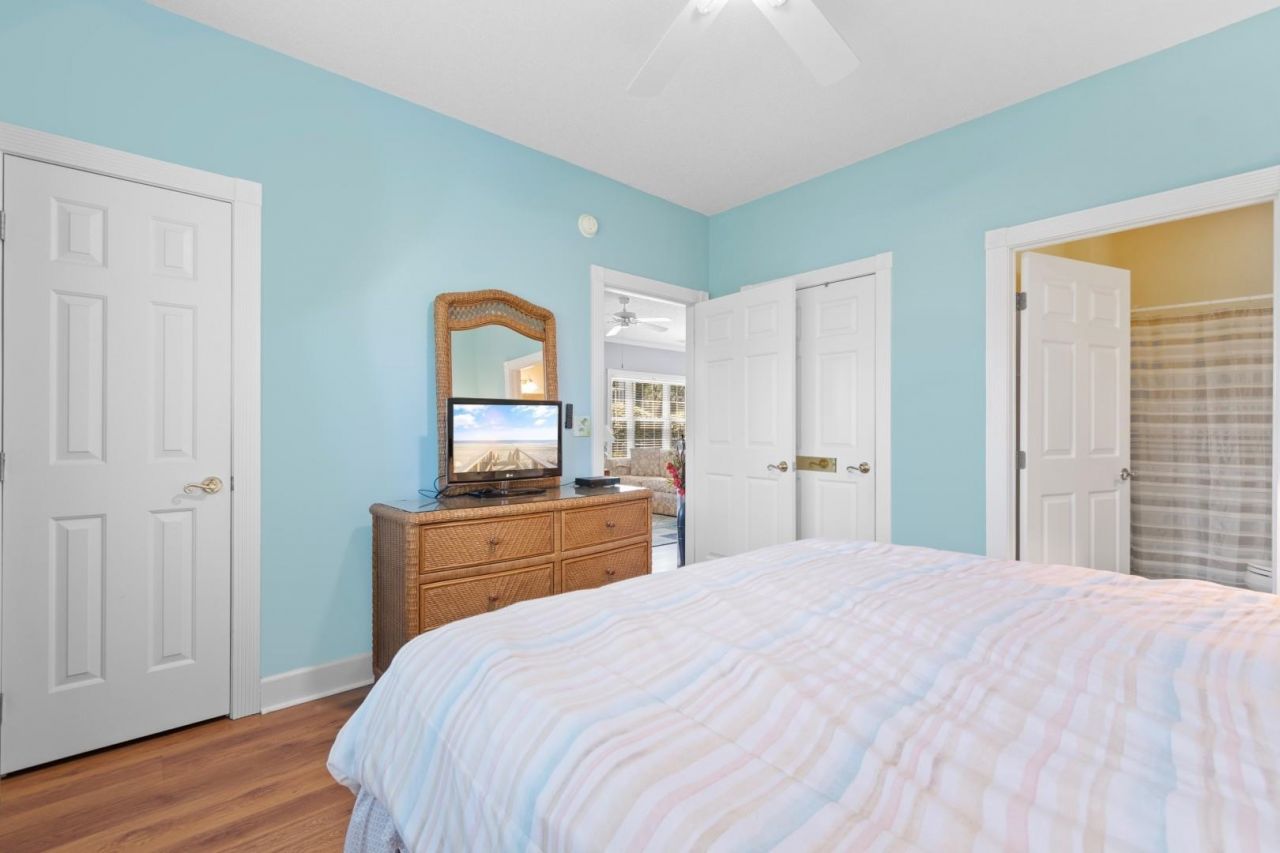 4161 Hibiscus Dr. Photo 16