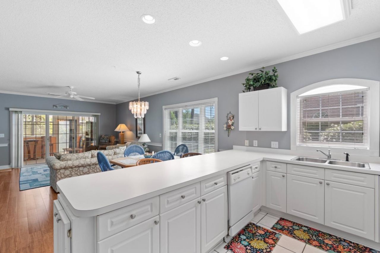 4161 Hibiscus Dr. Photo 6