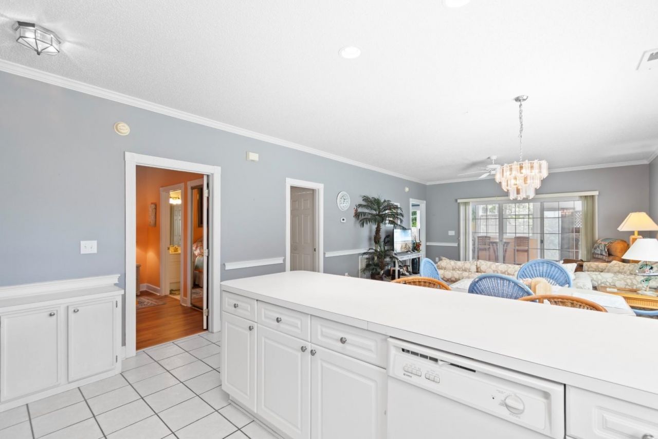 4161 Hibiscus Dr. Photo 7