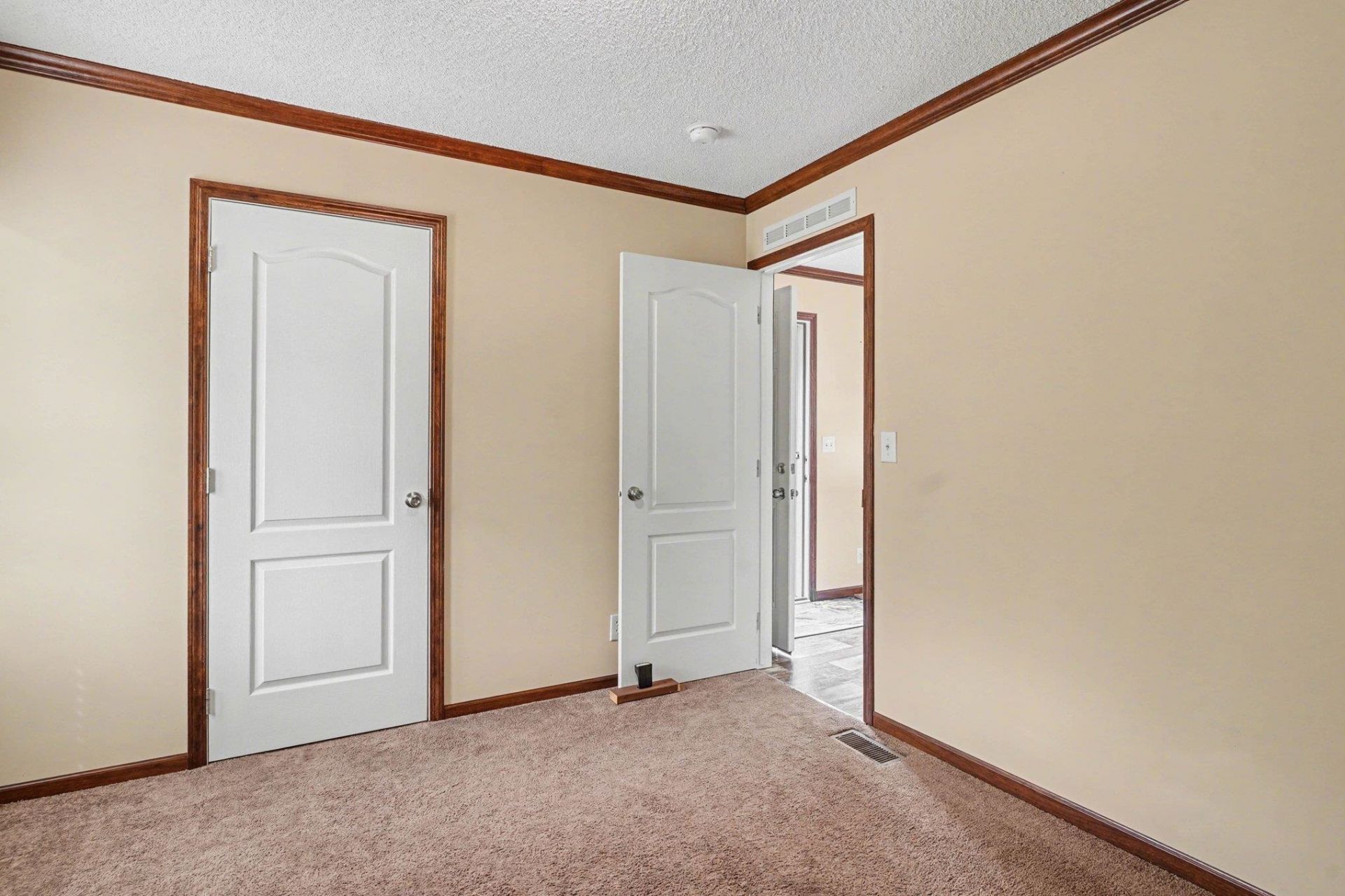 966 Periwinkle Pl. Photo 21