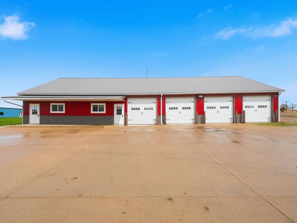 135 E Brown Drive, Avilla, IN 46710