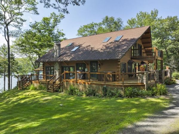 44 Stone Point Lane, Boothbay, ME 04537