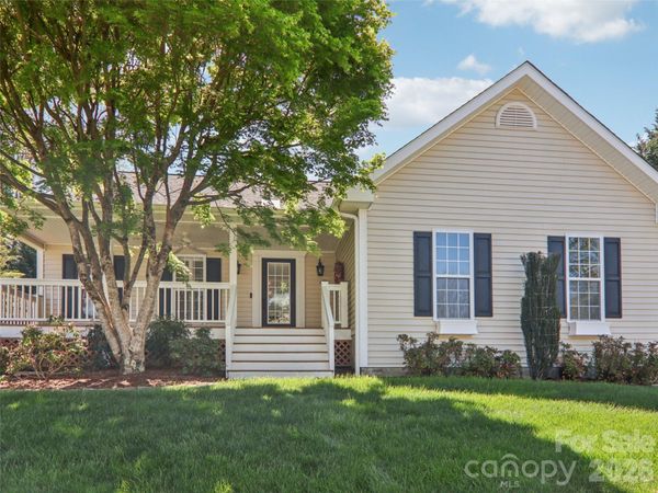 117 Apple Meadow Court , Hendersonville, NC 28739