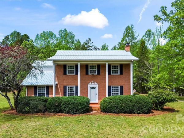 10670 Troutman Road , Midland, NC 28107