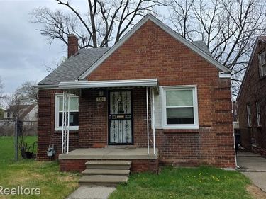 9338 Cheyenne Street, Detroit, MI 48228