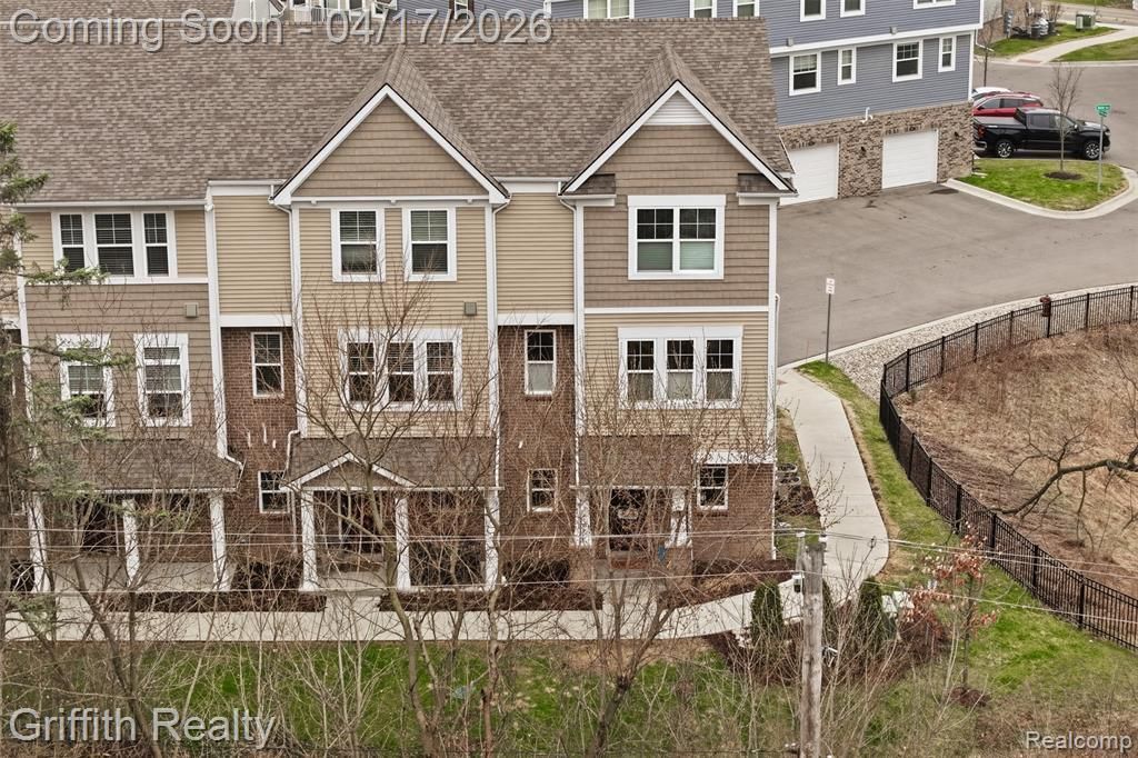 614 Anne Avenue, Brighton, MI 48116 Main Photo