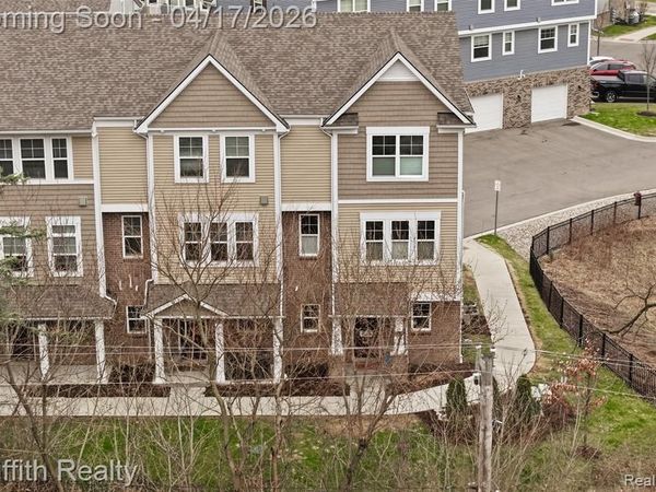 614 Anne Avenue, Brighton, MI 48116