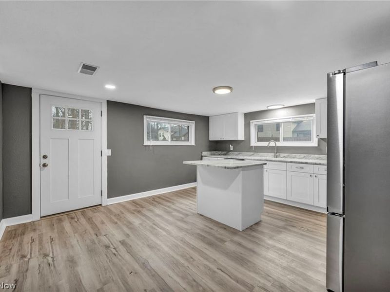 6171 Lee Road, North Ridgeville, OH 44039 Photo 10