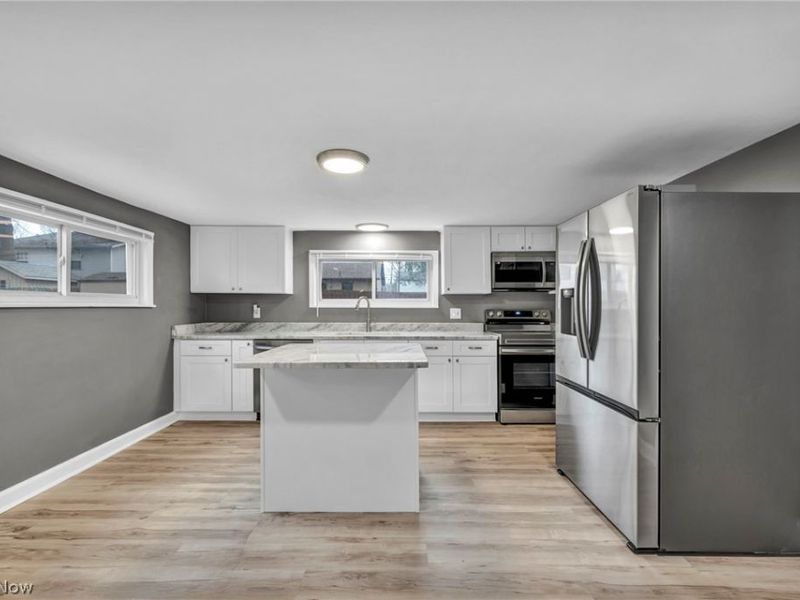 6171 Lee Road, North Ridgeville, OH 44039 Photo 13