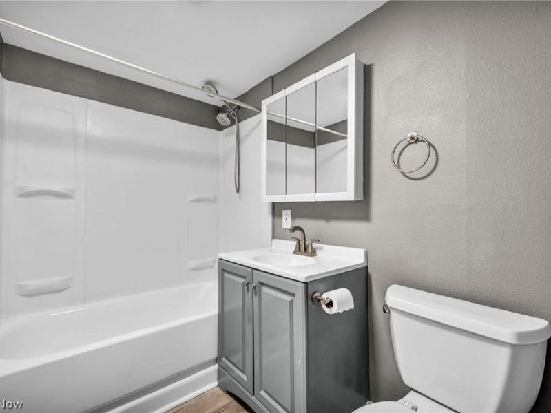 6171 Lee Road, North Ridgeville, OH 44039 Photo 28