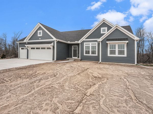 8275 Mcarthur Avenue NE, Belding, MI 48809