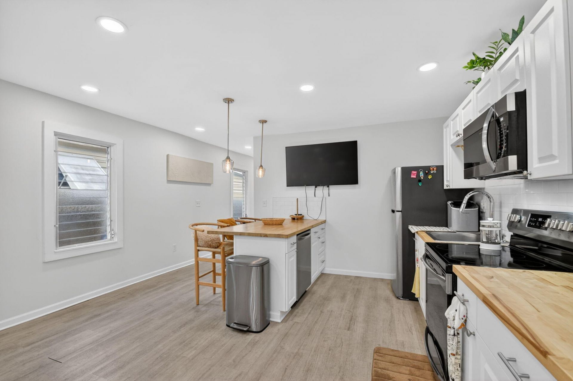 306 N J Street, Lake Worth Beach, FL 33460 Photo