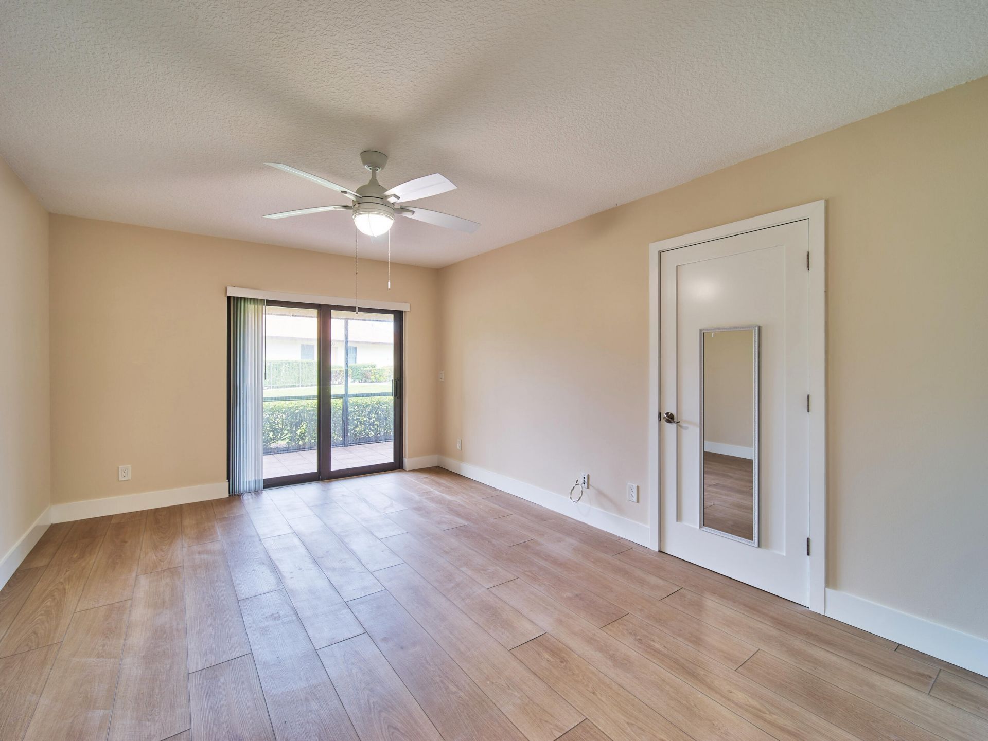 1101 Pinecrest Circle, Unit E, Jupiter, FL 33458 Photo