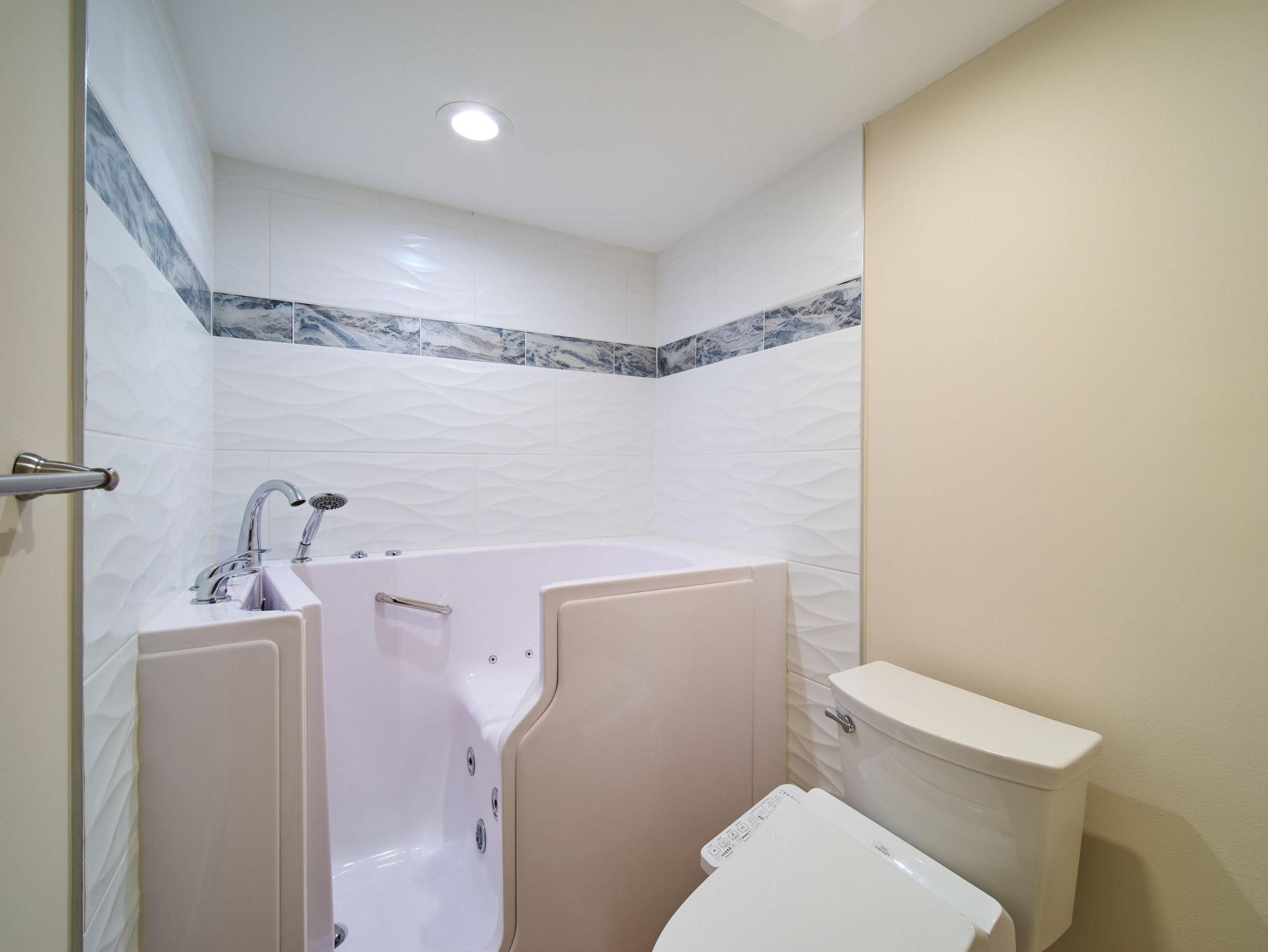 1101 Pinecrest Circle, Unit E, Jupiter, FL 33458 Photo