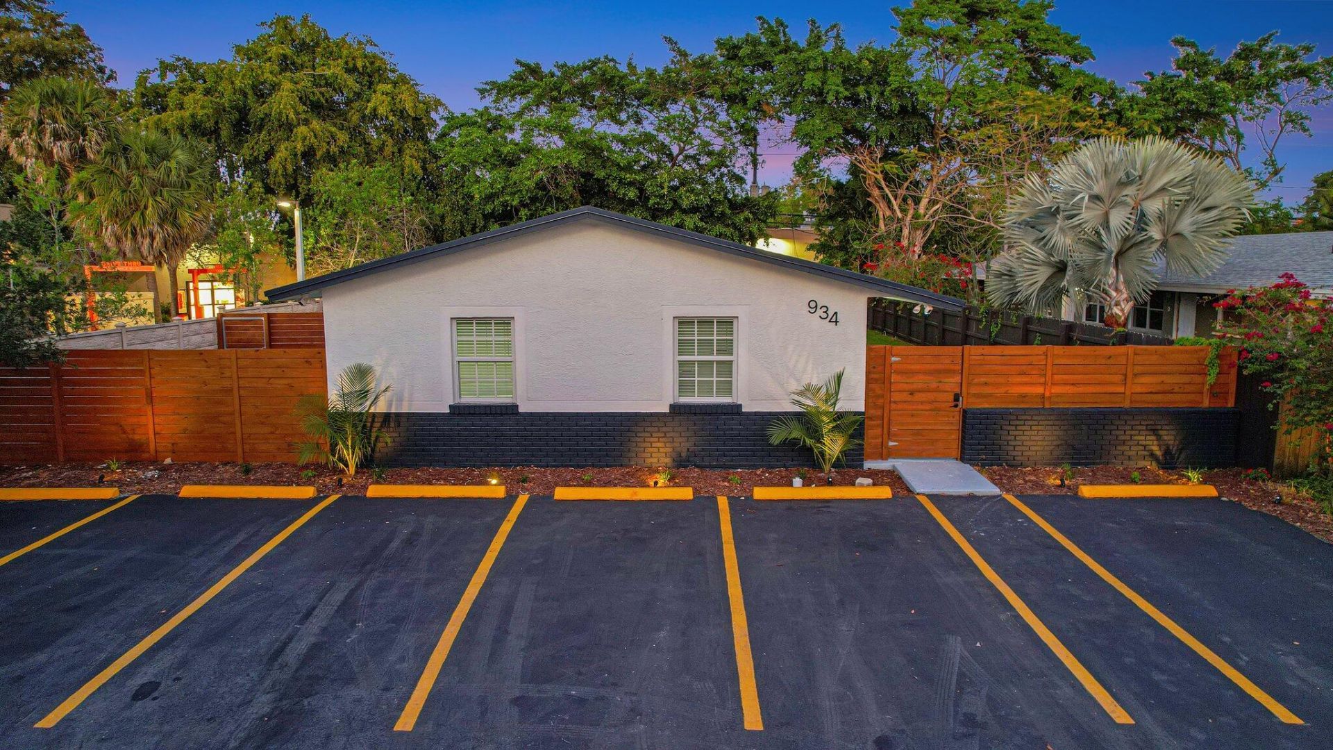 934 NW 4th Avenue, Unit 4, Fort Lauderdale, FL 33311 Photo