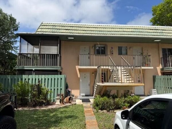 1844 Fairview Villas Drive, Unit 3, Palm Springs, FL 33406