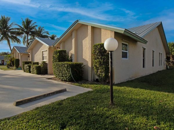 7609 SE Hobe Terrace, Hobe Sound, FL 33455