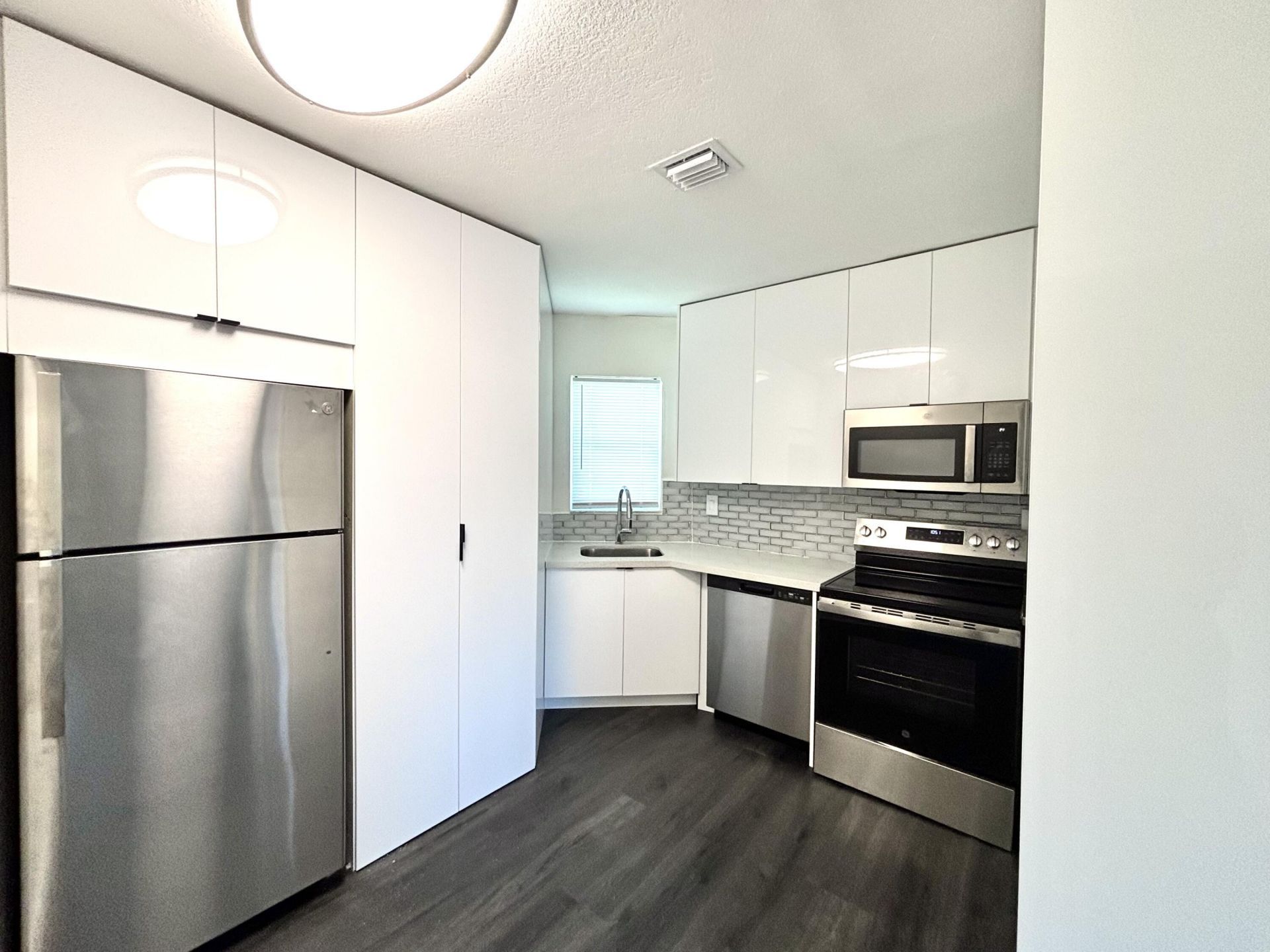 491 W Camino, Boca Raton, FL 33432 Photo