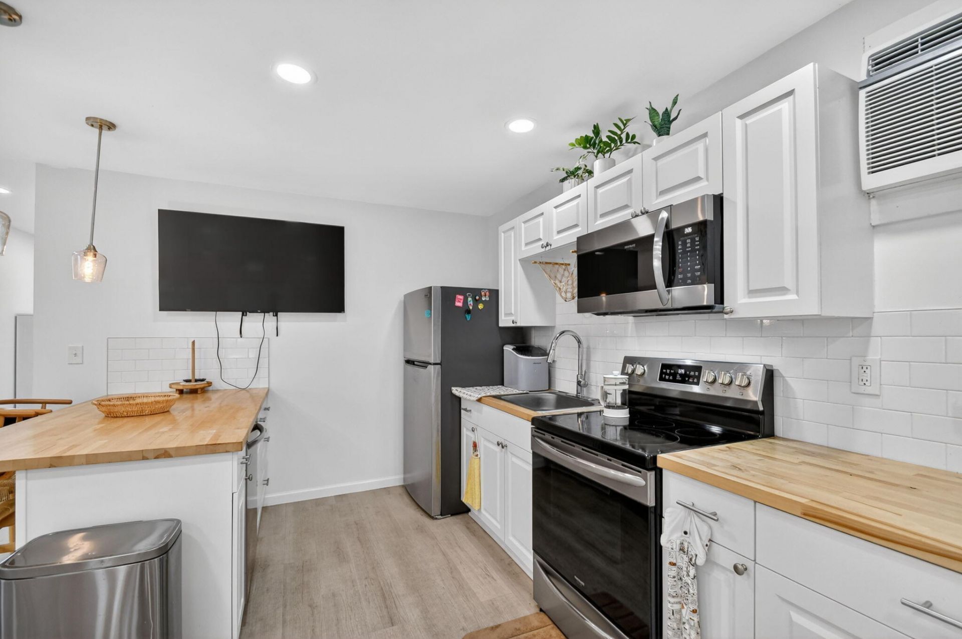 306 N J Street, Lake Worth Beach, FL 33460 Photo